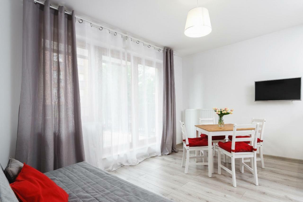 Apartments Claro II By Noclegi Renters Красков Екстериор снимка