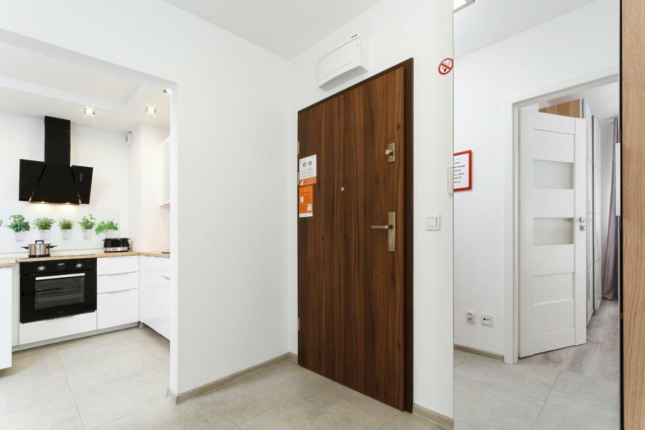 Apartments Claro II By Noclegi Renters Красков Екстериор снимка